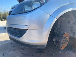 PARAGOLPES DELANTERO OPEL ASTRA H BERLINA Z17DTH