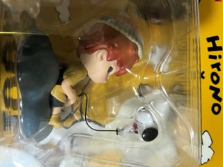 Popmart Hirono x Peanuts Snoopy Figura