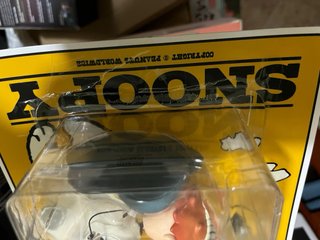Popmart Hirono x Peanuts Snoopy Figura