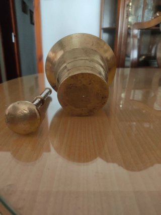 Antiguo almirez de bronce principios del S. XX