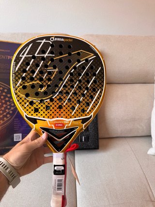 Pala de pádel Joma TournamentPro Iconic