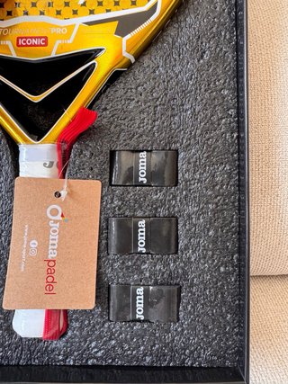 Pala de pádel Joma TournamentPro Iconic