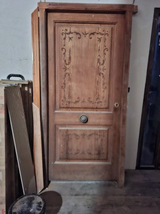 Puerta madera maciza exterior