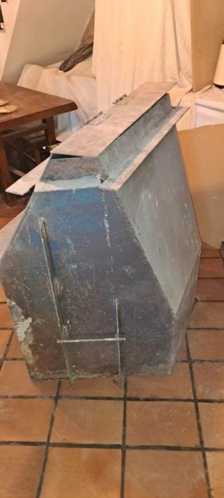 Chimenea de hierro rústica