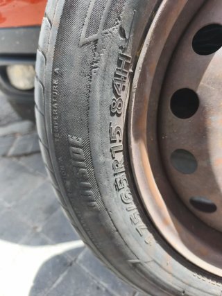 4 Llantas R15 con Neumáticos