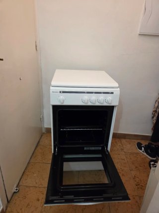 Cocina de gas Benavent blanca