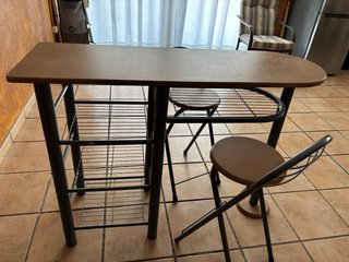 Mesa cocina con 2 taburetes