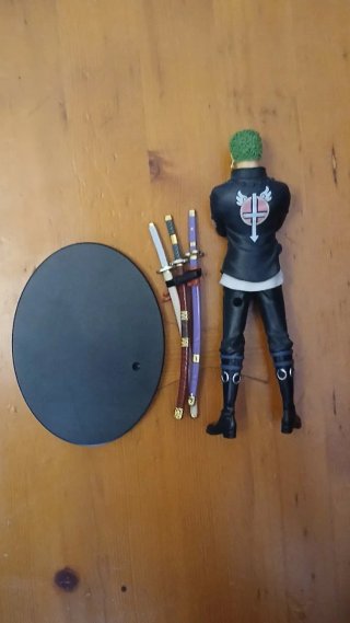 Figura Roronoa Zoro DXF vol.3 One Piece