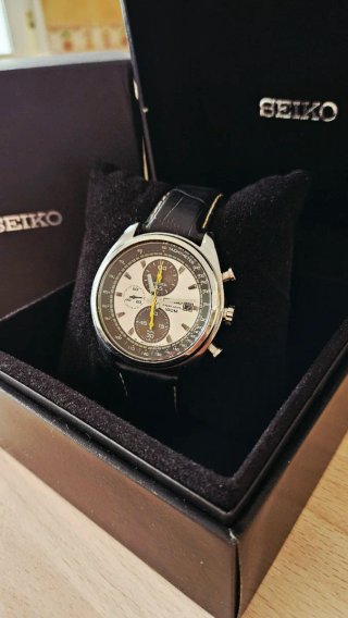 Reloj Seiko Panda Rally