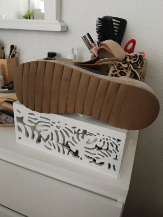 Sandalias Beige y Doradas Talla 40