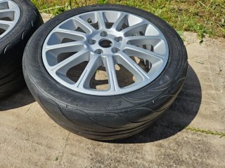 Llantas 17 pulgadas con neumáticos para clio sport