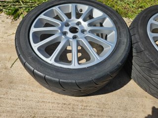 Llantas 17 pulgadas con neumáticos para clio sport
