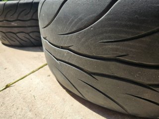 Llantas 17 pulgadas con neumáticos para clio sport