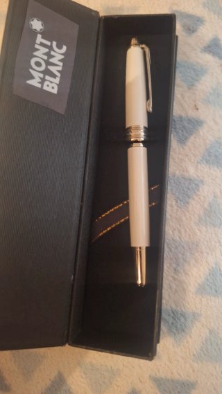 Pluma Montblanc Blanca