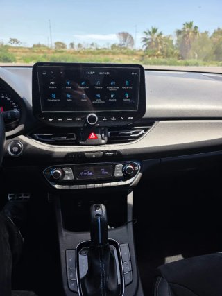 Hyundai i30 2022