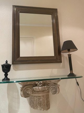 Mueble de entrada con espejo