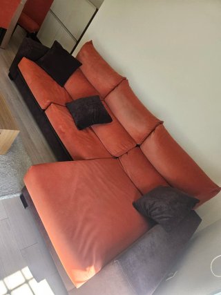 Sofá Chaiselongue Tela Naranja y Marrón