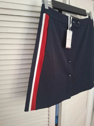 Falda Tommy Hilfiger T.8 Raya Roja/Blanca