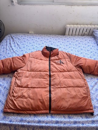 Abrigo Calvin Klein reversible . Vendo o cambio