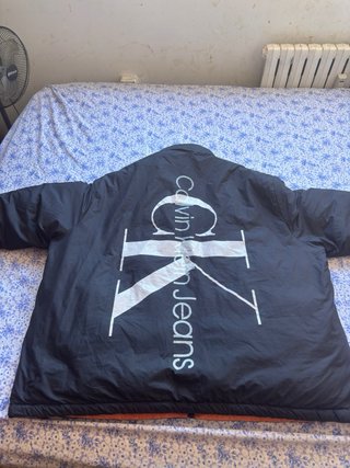 Abrigo Calvin Klein reversible . Vendo o cambio