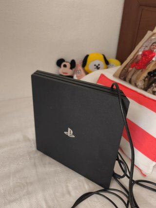 PS4 (PlayStation 4) Negra PRO