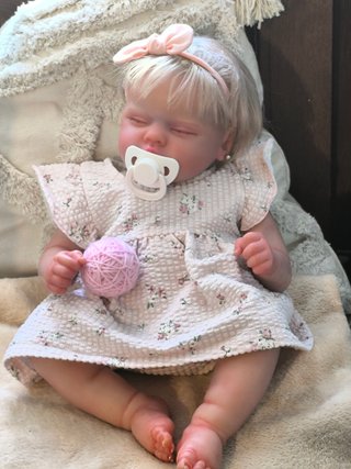 Muñeca Reborn "Clara"