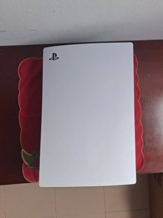 Consola PlayStation 5 + 2 Juegos
