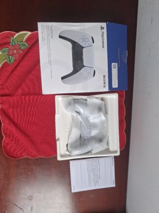 Consola PlayStation 5 + 2 Juegos