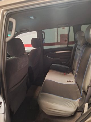 Toyota Land Cruiser 2004