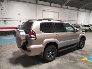 Toyota Land Cruiser 2004