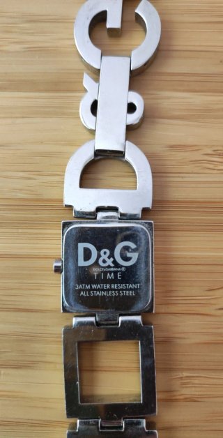 LOTE 6 RELOJES MUJER – DKNY, Kenzo, D&G, etcétera
