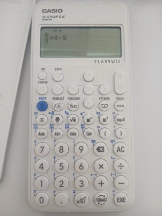 Calculadora Casio fx-570SP CW Iberia