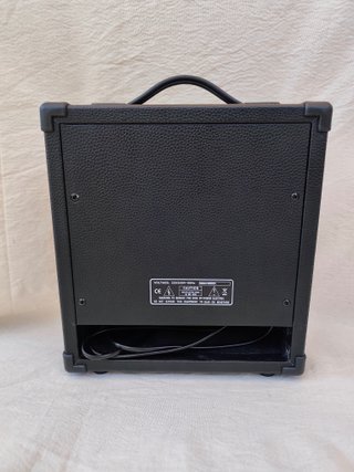 Amplificador VG-15 para guitarra eléctrica