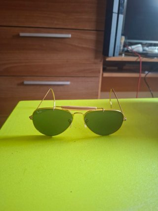 Gafas de sol Ray-Ban doradas