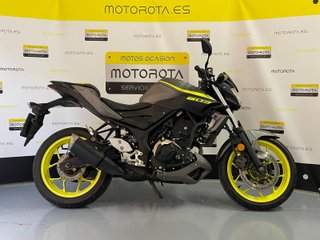 Yamaha MT-03 - Moto Naked