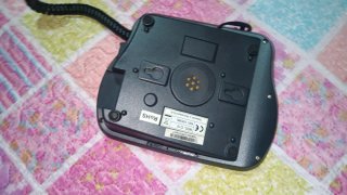 Teléfono fijo Telecom gris. Teléfono con calculado