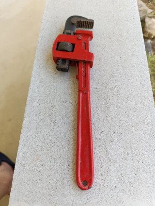 Llave Stilson 12" Roja