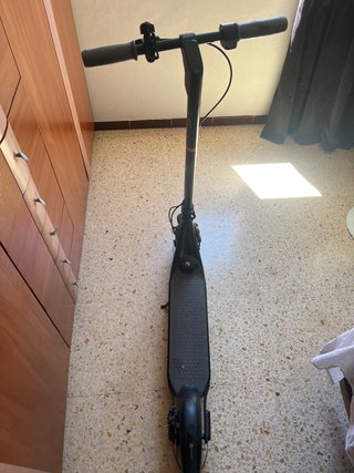 Patinete eléctrico en buen estado
