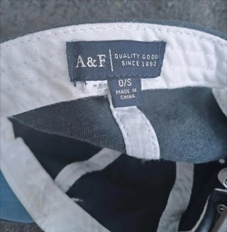 Gorra Abercrombie & Fitch Gris Ajustable