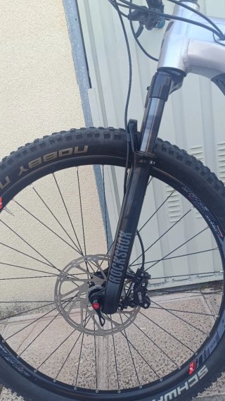 Bicicleta Eléctrica Cube Reaction Hybrid 625
