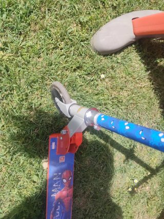 Patinete Spiderman 2 ruedas