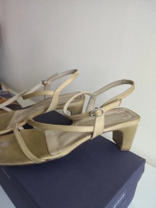 Zapatos de tacón Miriam dorados