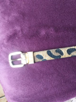 Cinturón estampado leopardo. Medida 95cms