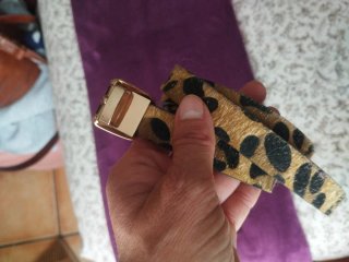 Cinturón estampado leopardo. Medida 95cms