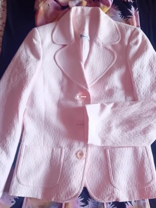 Conjunto mujer blazer y falda y top estampado