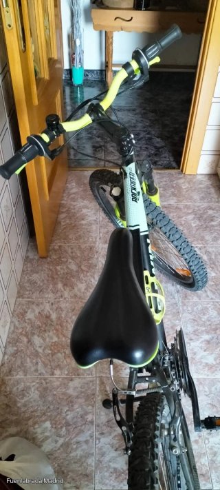 Bicicleta BTWIN Rockrider 24 pulgadas