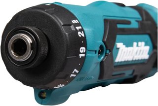 - Makita atornillador recto 7.2v litio