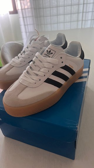Zapatillas retro estilo indoor