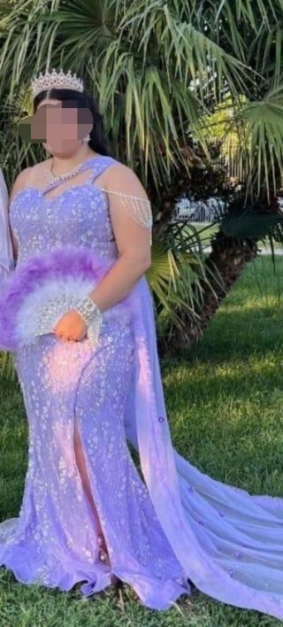Vestido de novia segunda puesta morado