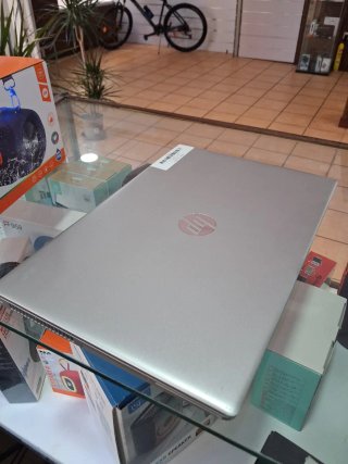 Portátil HP Plata y Negro